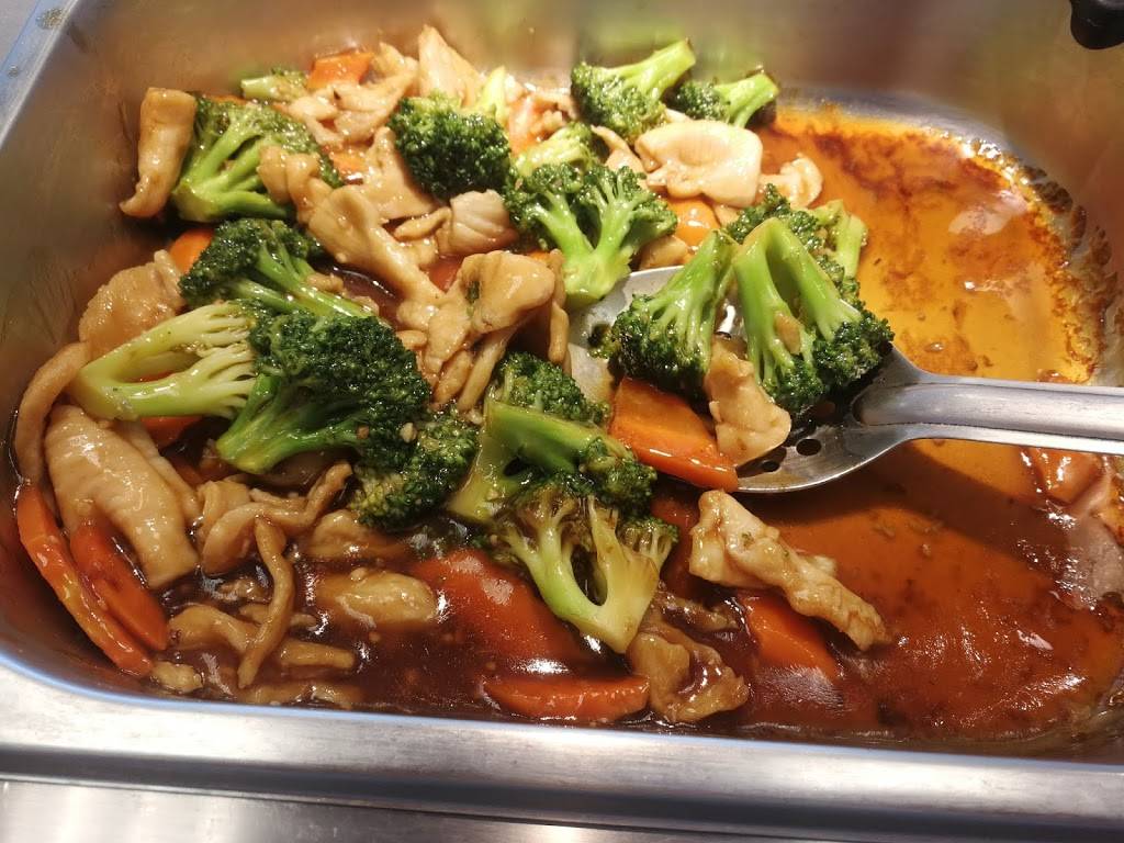 Lucky Express Asian Fusion | restaurant | 11970 Washington St, Denver, CO 80233, USA | 7205365220 OR +1 720-536-5220