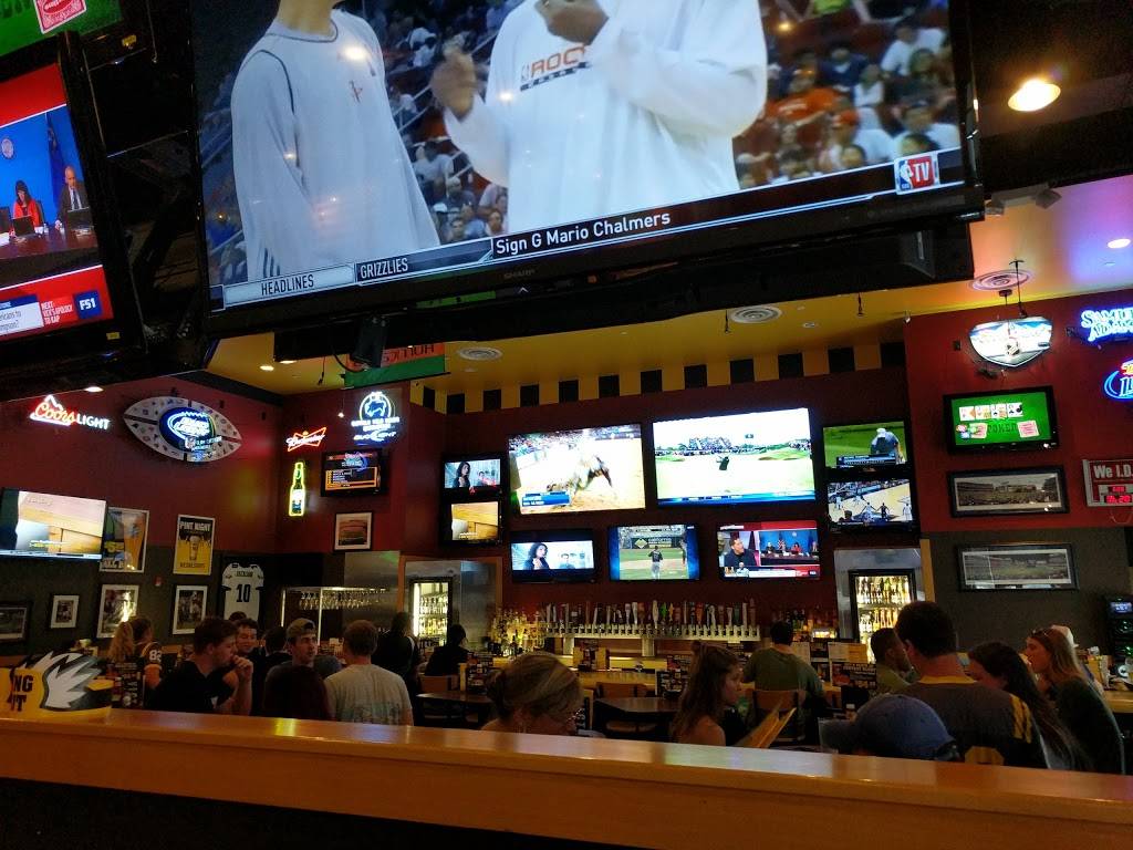 Buffalo Wild Wings | restaurant | 180 NJ-35, Eatontown, NJ 07724, USA | 7325429464 OR +1 732-542-9464