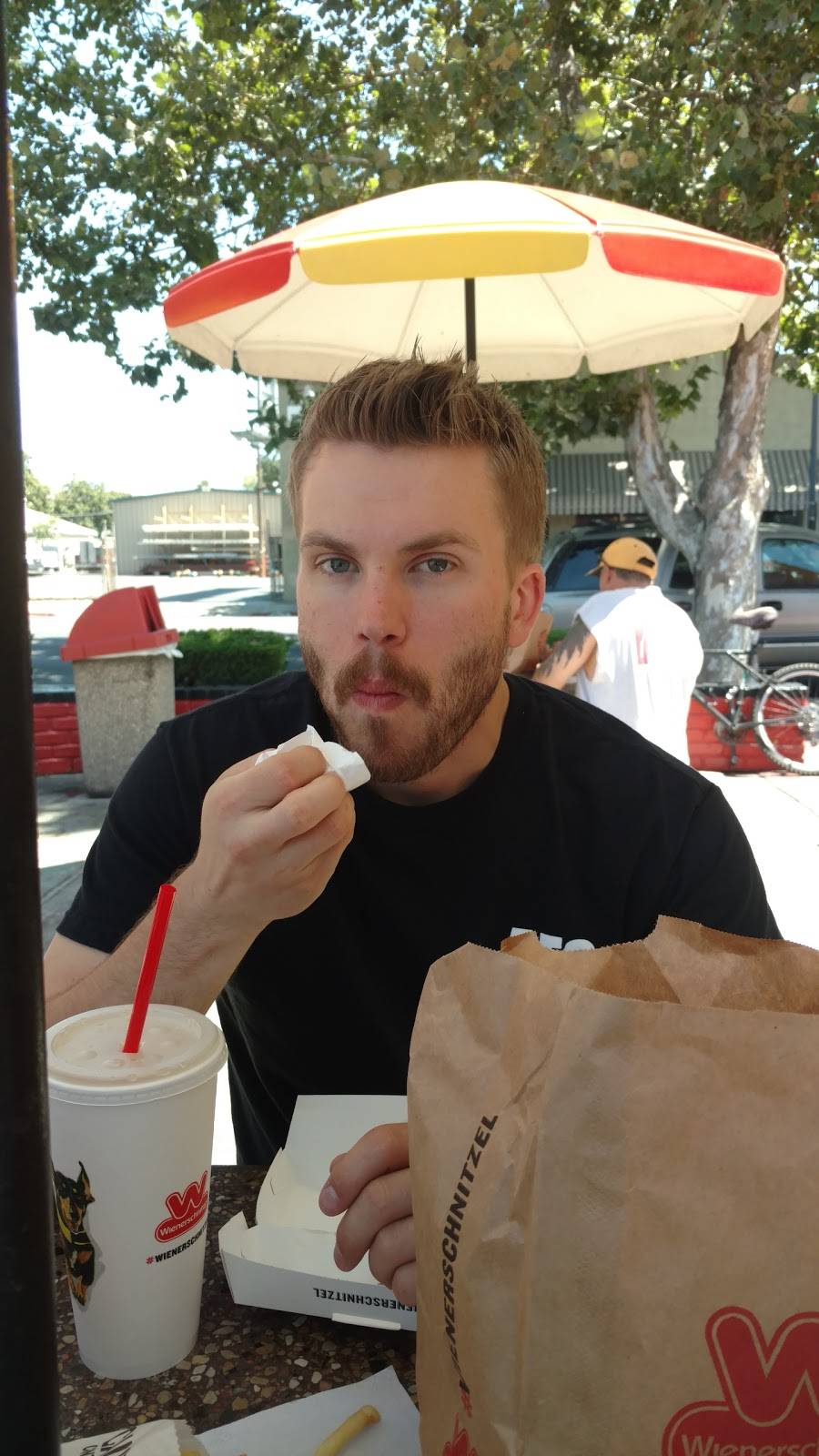 Wienerschnitzel | restaurant | 935 S 1st St, San Jose, CA 95110, USA | 4082977020 OR +1 408-297-7020