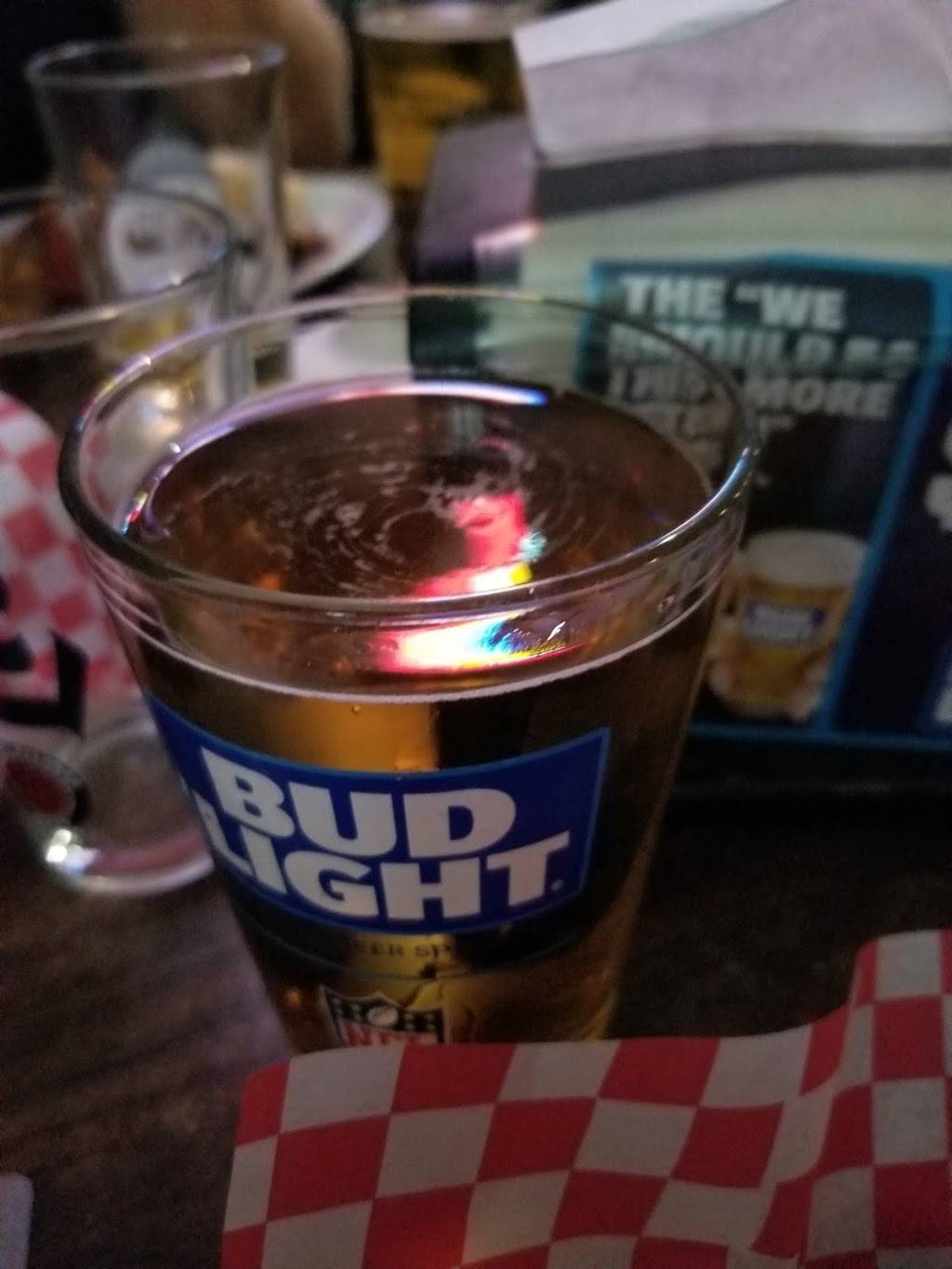 Dinkers Bar and Grill | restaurant | 2368 S 29th St, Omaha, NE 68105, USA | 4023429742 OR +1 402-342-9742