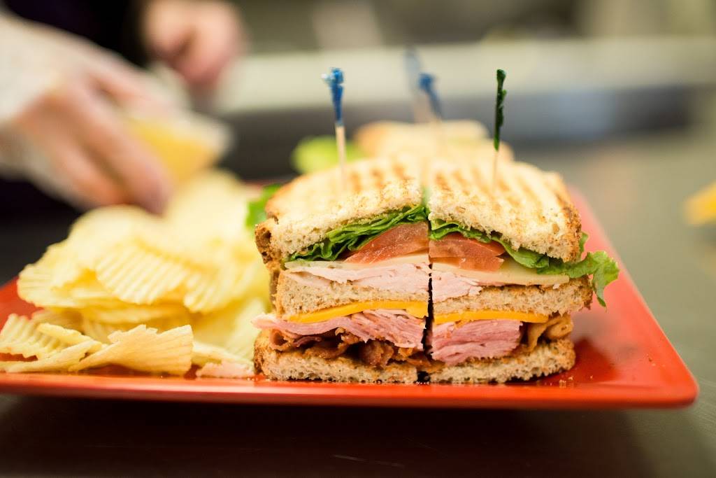 Holiday Deli & Ham Co. | meal takeaway | 2087 Union Ave, Memphis, TN 38104, USA | 9018816433 OR +1 901-881-6433