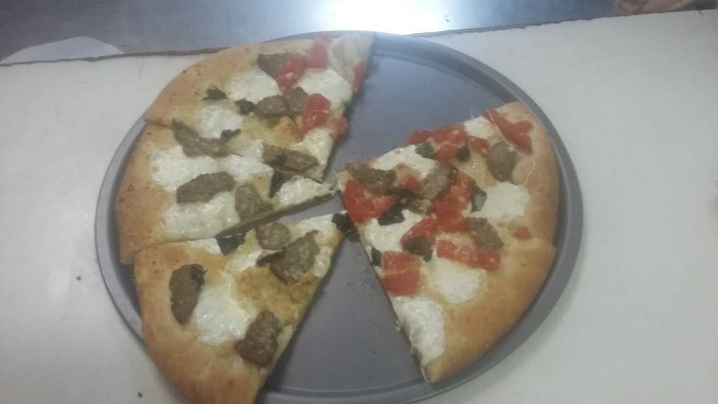 Spankys Pizza & Sub | restaurant | 923 Summit St, Crescent City, FL 32112, USA | 3866982315 OR +1 386-698-2315