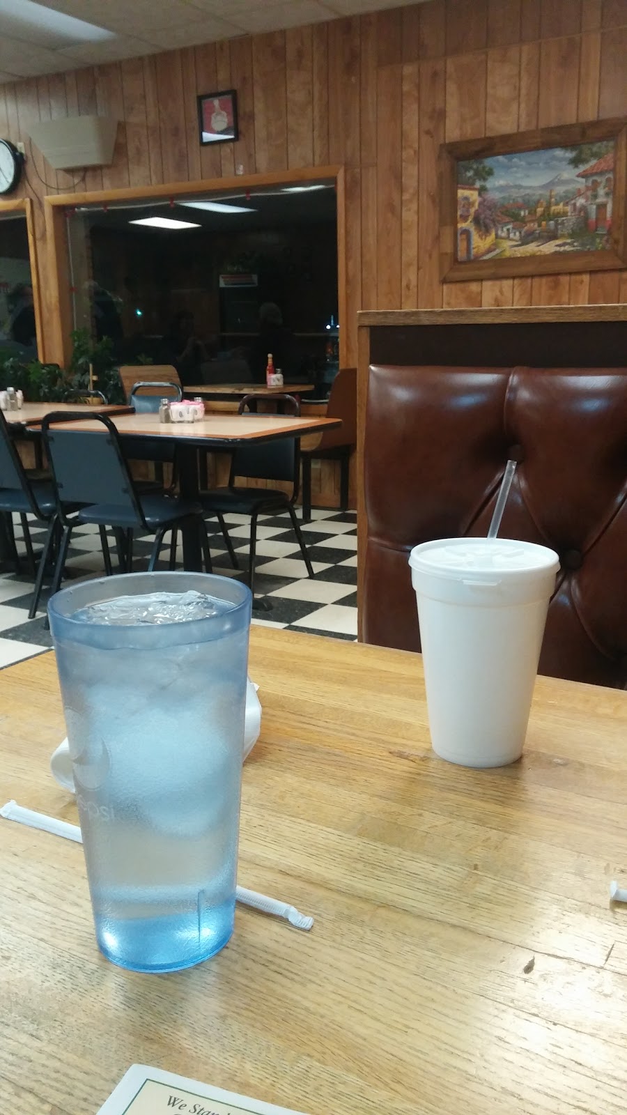 Marianas Family Restaurant | restaurant | 612 Central Ave, Wiggins, CO 80654, USA | 9704837278 OR +1 970-483-7278