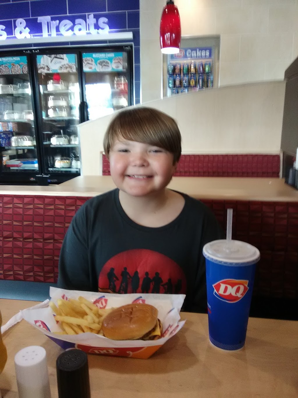 Dunkin Donuts | cafe | 6336 W North Ave, Chicago, IL 60639, USA | 7736221881 OR +1 773-622-1881