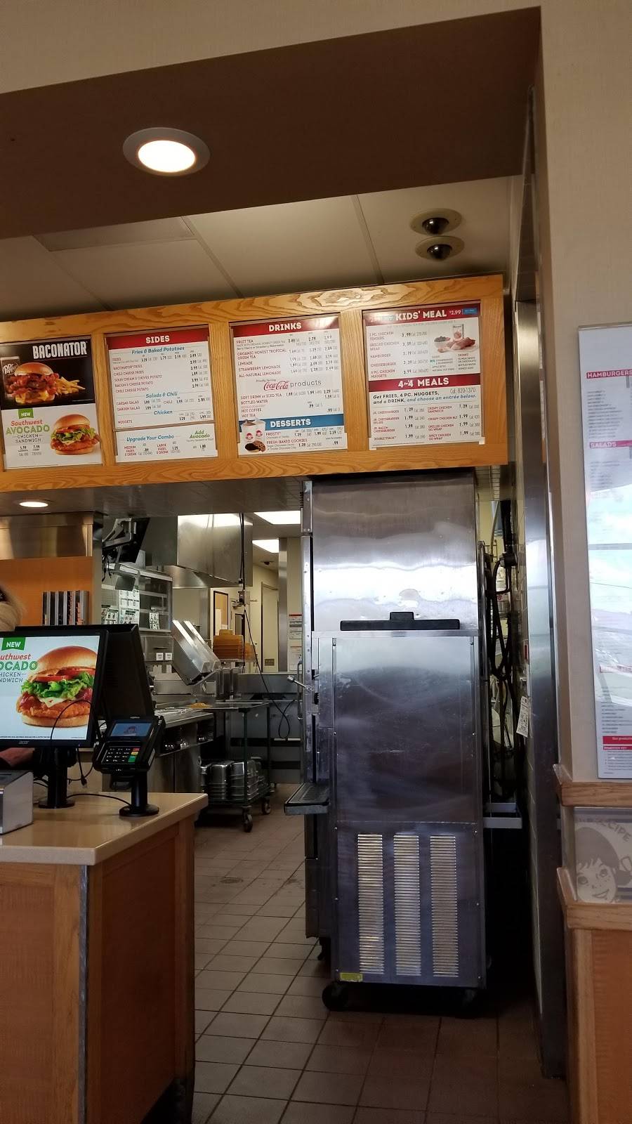 Wendys | restaurant | 1230 E M36, Pinckney, MI 48169, USA | 7348783197 OR +1 734-878-3197