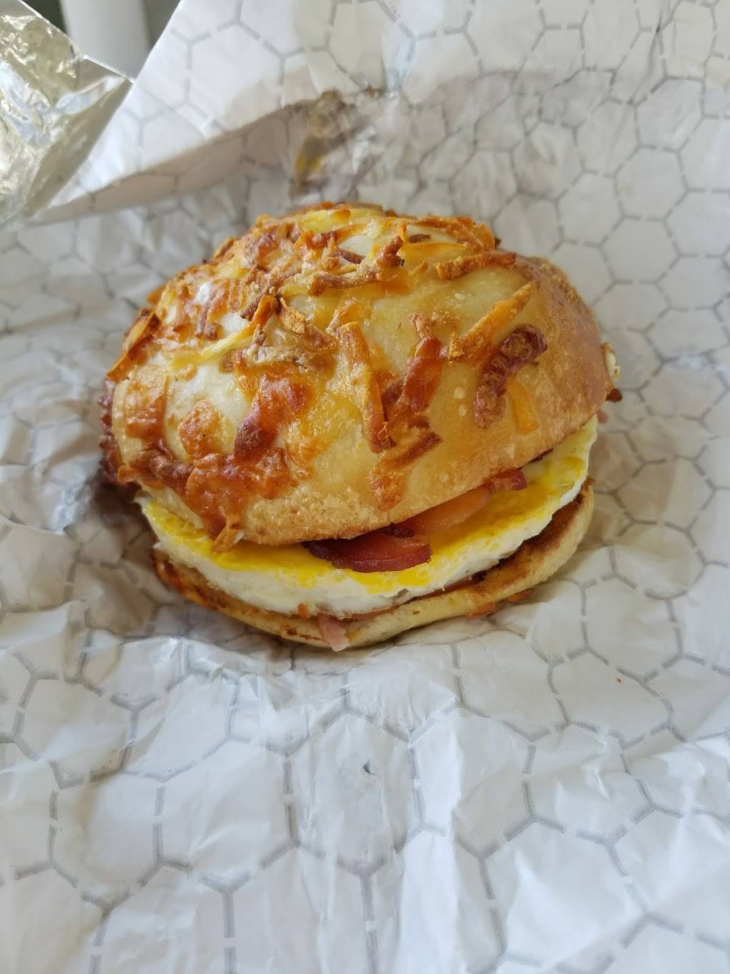 Einstein Bros. Bagels | cafe | 33119 US Hwy 19 N, Palm Harbor, FL 34684, USA | 7275096266 OR +1 727-509-6266