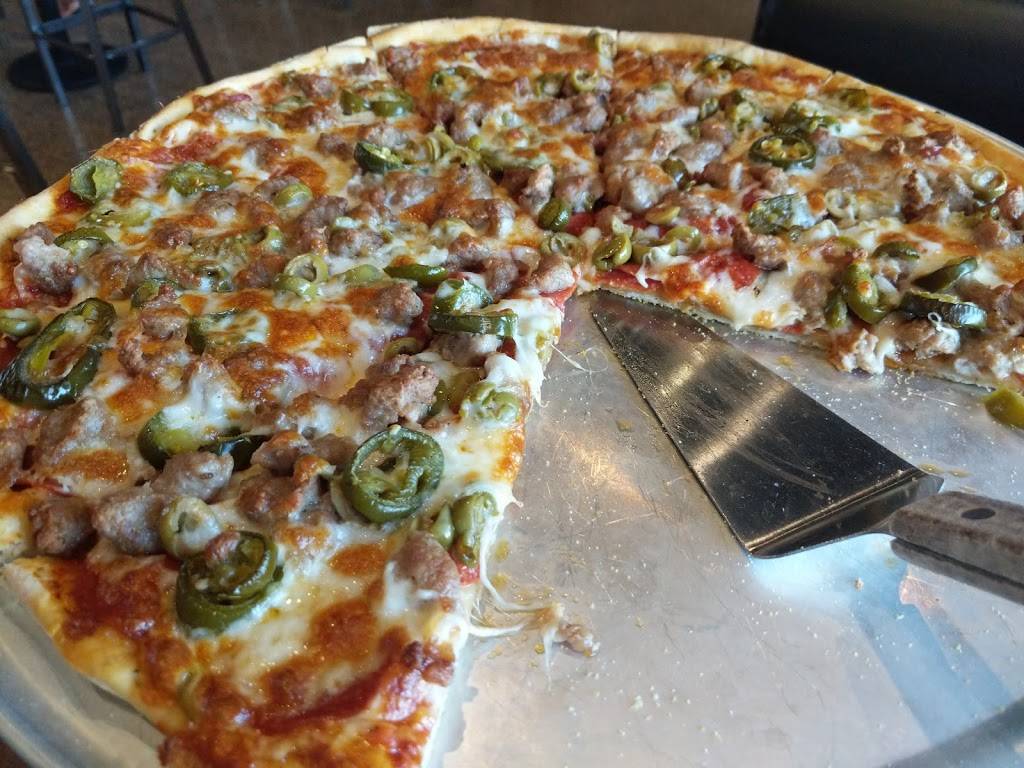 Gusano’s Pizzeria | restaurant | 5505 Phoenix Ave, Fort Smith, AR 72903, USA | 4794346444 OR +1 479-434-6444