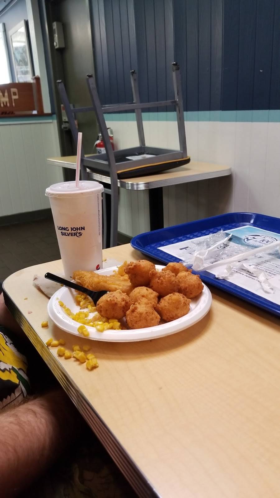 Long John Silvers | restaurant | RR 2 &, Western Ave, Moundsville, WV 26041, USA | 3048100085 OR +1 304-810-0085