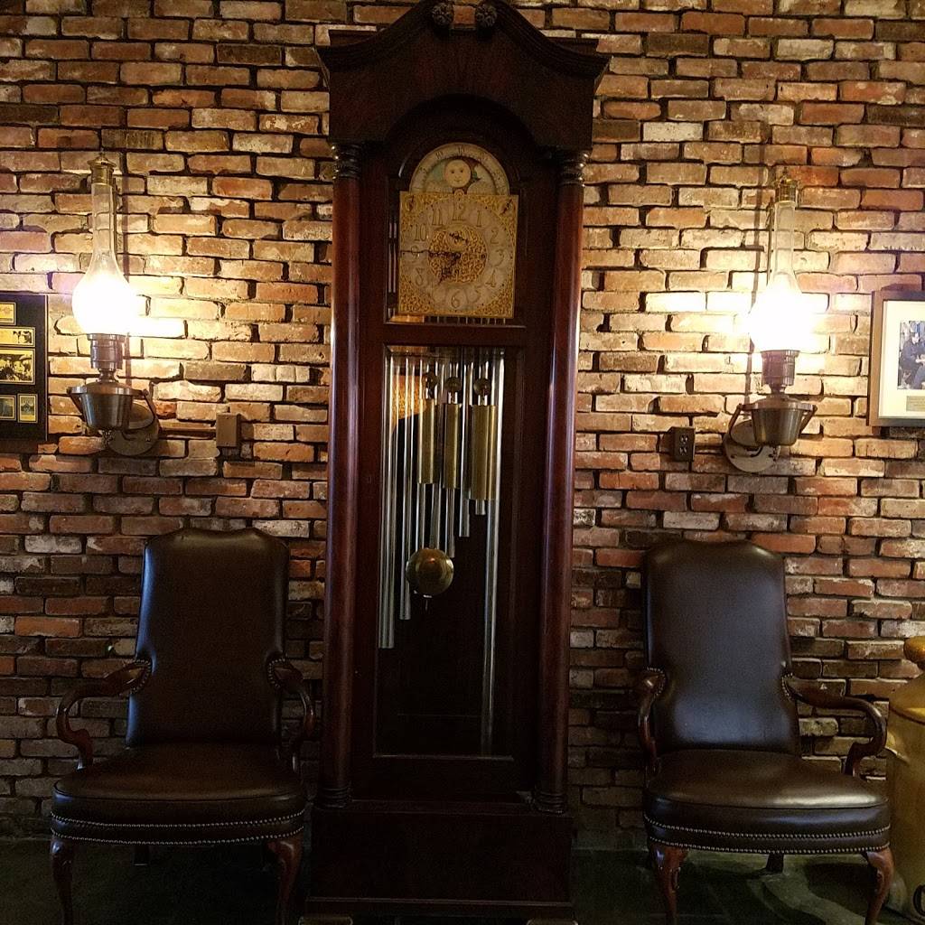 Anthonys Pier 4 Cafe | cafe | 153 Humphrey St, Swampscott, MA 01907, USA | 7815955735 OR +1 781-595-5735