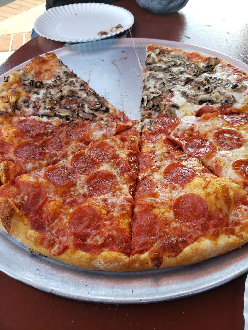 Celestinos | Pasta & Pizza | restaurant | 1354 East Ave, Chico, CA 95926, USA | 5303457700 OR +1 530-345-7700