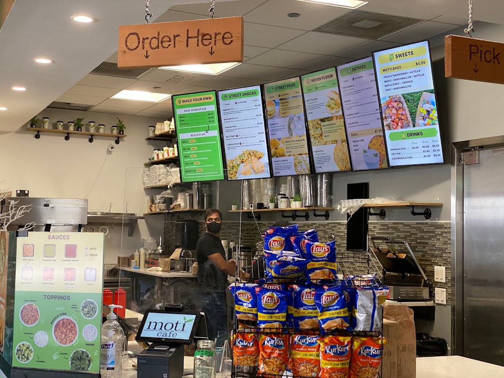 Moti | restaurant | 70 W Huron St, Chicago, IL 60654, USA | 3123443670 OR +1 312-344-3670