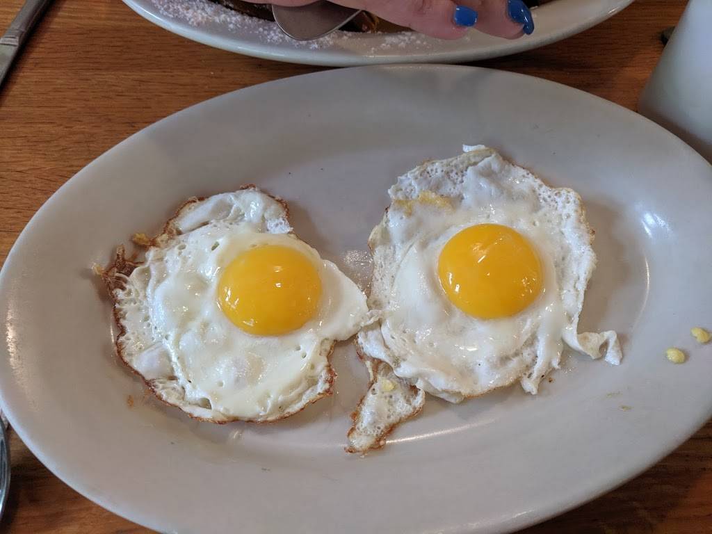 Laura’s Pleasant View Diner | restaurant | 132 Pleasant View Ave, Smithfield, RI 02917, USA | 4012311015 OR +1 401-231-1015