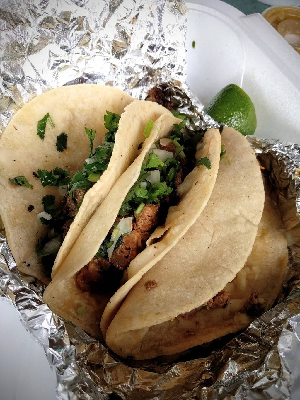 Dannys Ice Cream | restaurant | 4824 US-17, De Leon Springs, FL 32130, USA | 3869852800 OR +1 386-985-2800