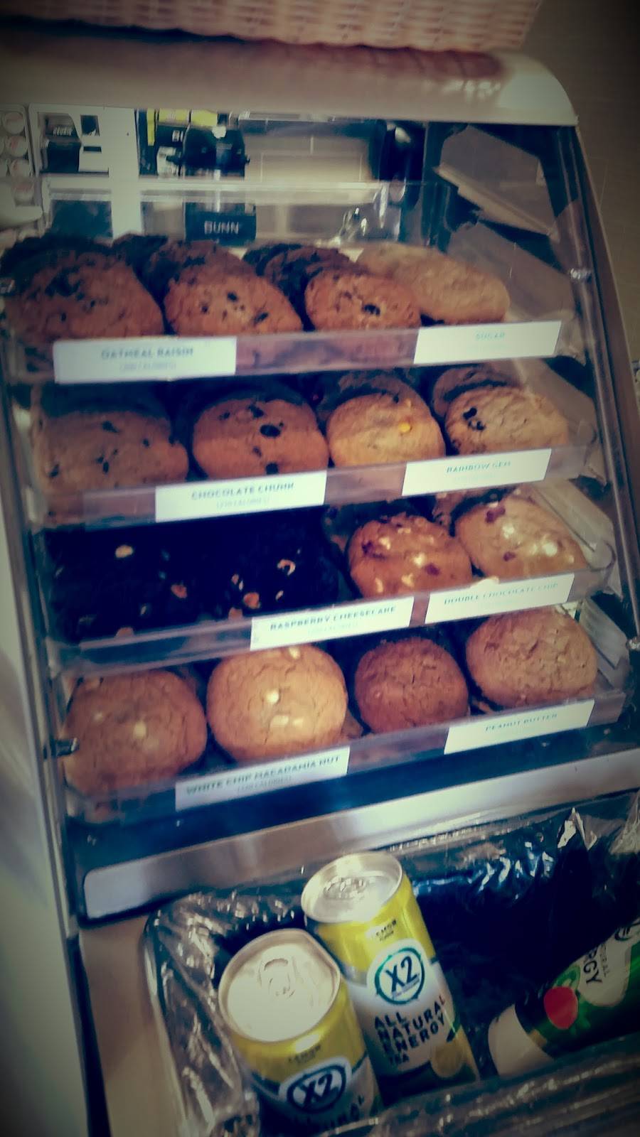 Subway Restaurants | restaurant | 17261 Ventura Blvd, Encino, CA 91316, USA | 8189063376 OR +1 818-906-3376