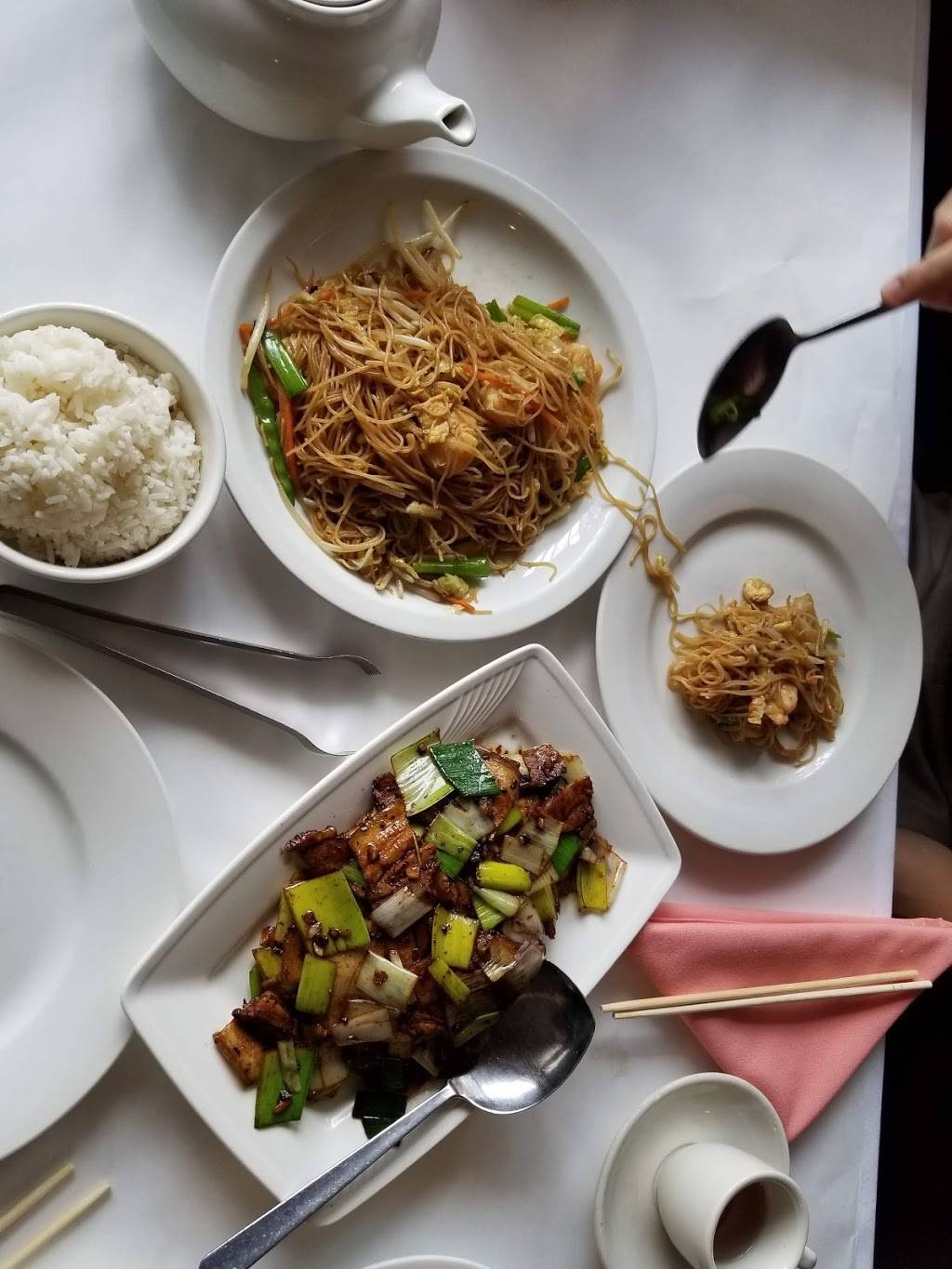 Cathay 22 | restaurant | 124 Route22 west, Springfield Township, NJ 07081, USA | 9734678688 OR +1 973-467-8688