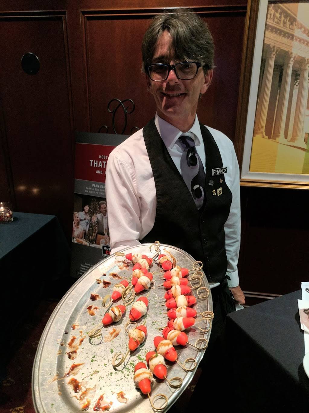 Ruths Chris Steak House | restaurant | 7315 Wisconsin Ave, Bethesda, MD 20814, USA | 3016527877 OR +1 301-652-7877