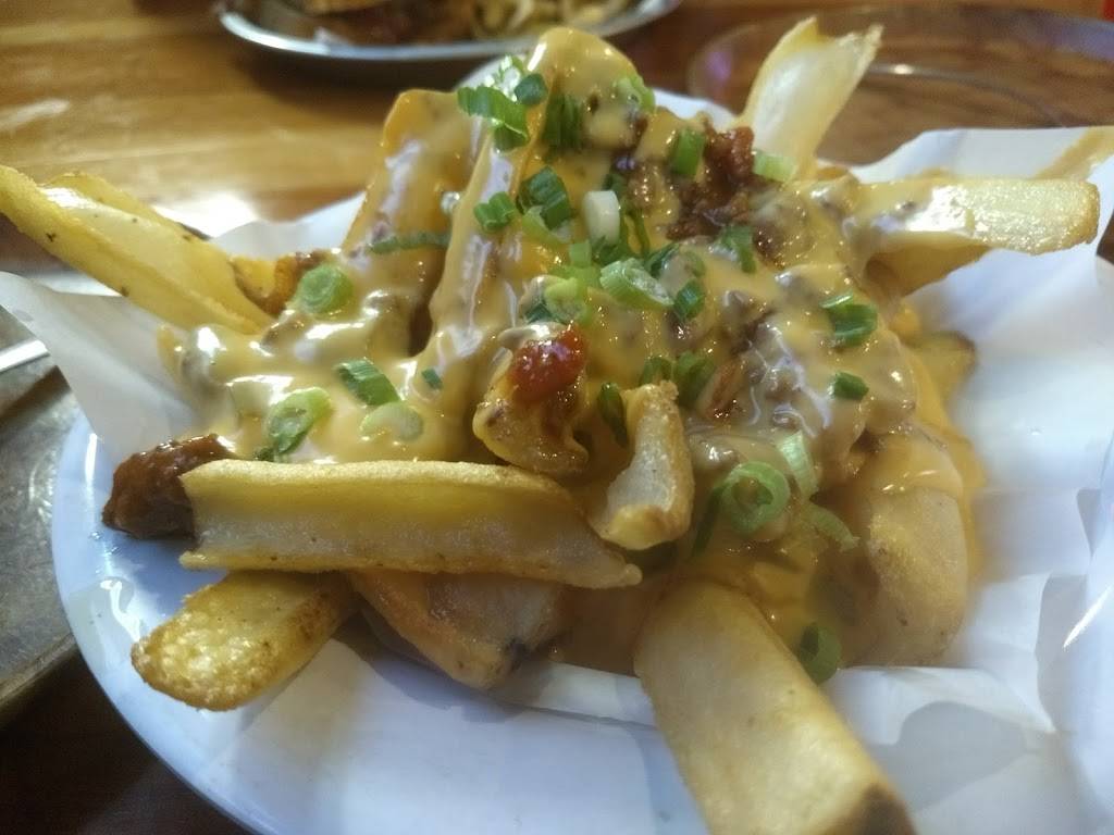 Hooters Of Anaheim | restaurant | 2438 E Katella Ave, Anaheim, CA 92806, USA | 7146349464 OR +1 714-634-9464