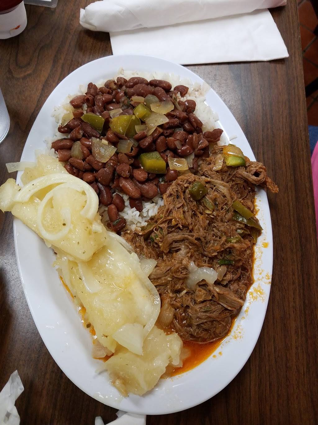 Latin Bistro | restaurant | 7210 US-301, Riverview, FL 33578, USA | 8134665739 OR +1 813-466-5739