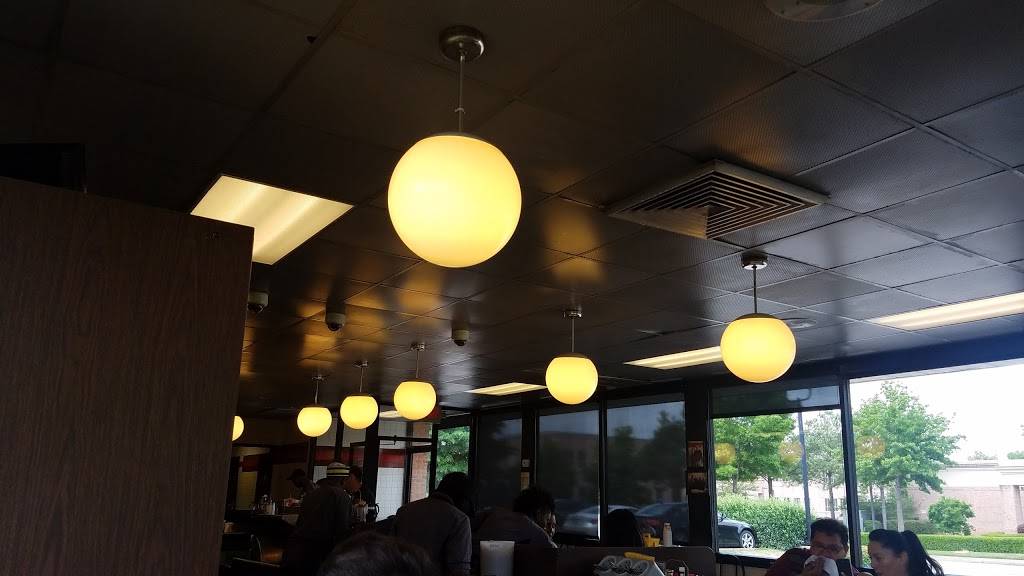 Waffle House | meal takeaway | 1249 S Germantown Rd, Germantown, TN 38138, USA | 9017530040 OR +1 901-753-0040