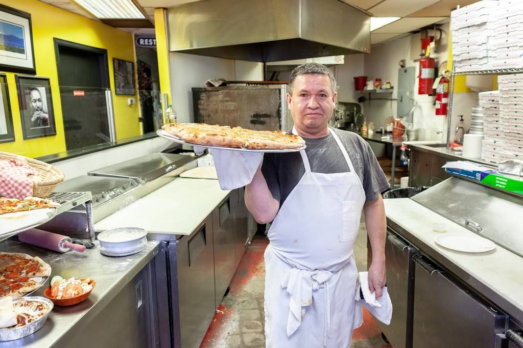 Joyces Famous Pizza | meal delivery | 2120 S Broadway, Denver, CO 80210, USA | 3037774992 OR +1 303-777-4992