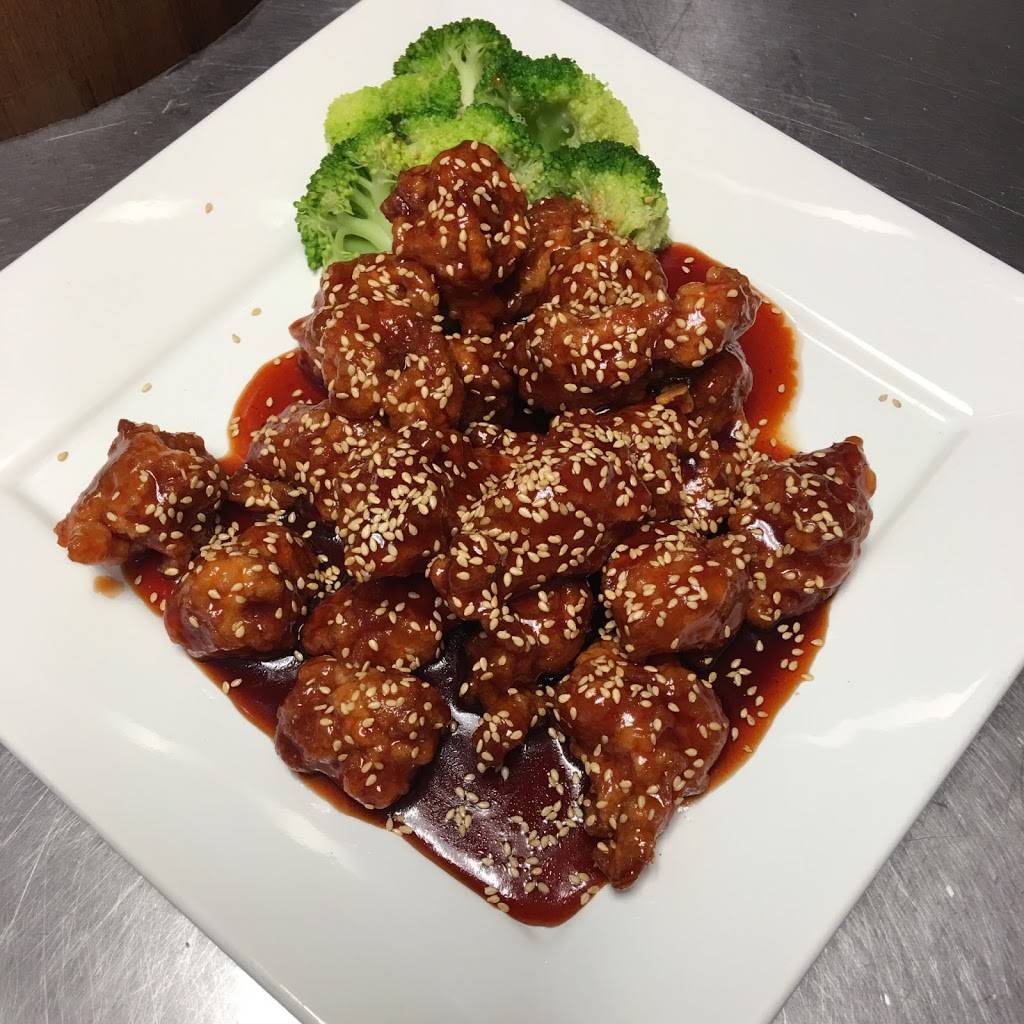 Yen Ching | restaurant | 1850 S Hurstbourne Pkwy #124, Louisville, KY 40220, USA | 5024913581 OR +1 502-491-3581