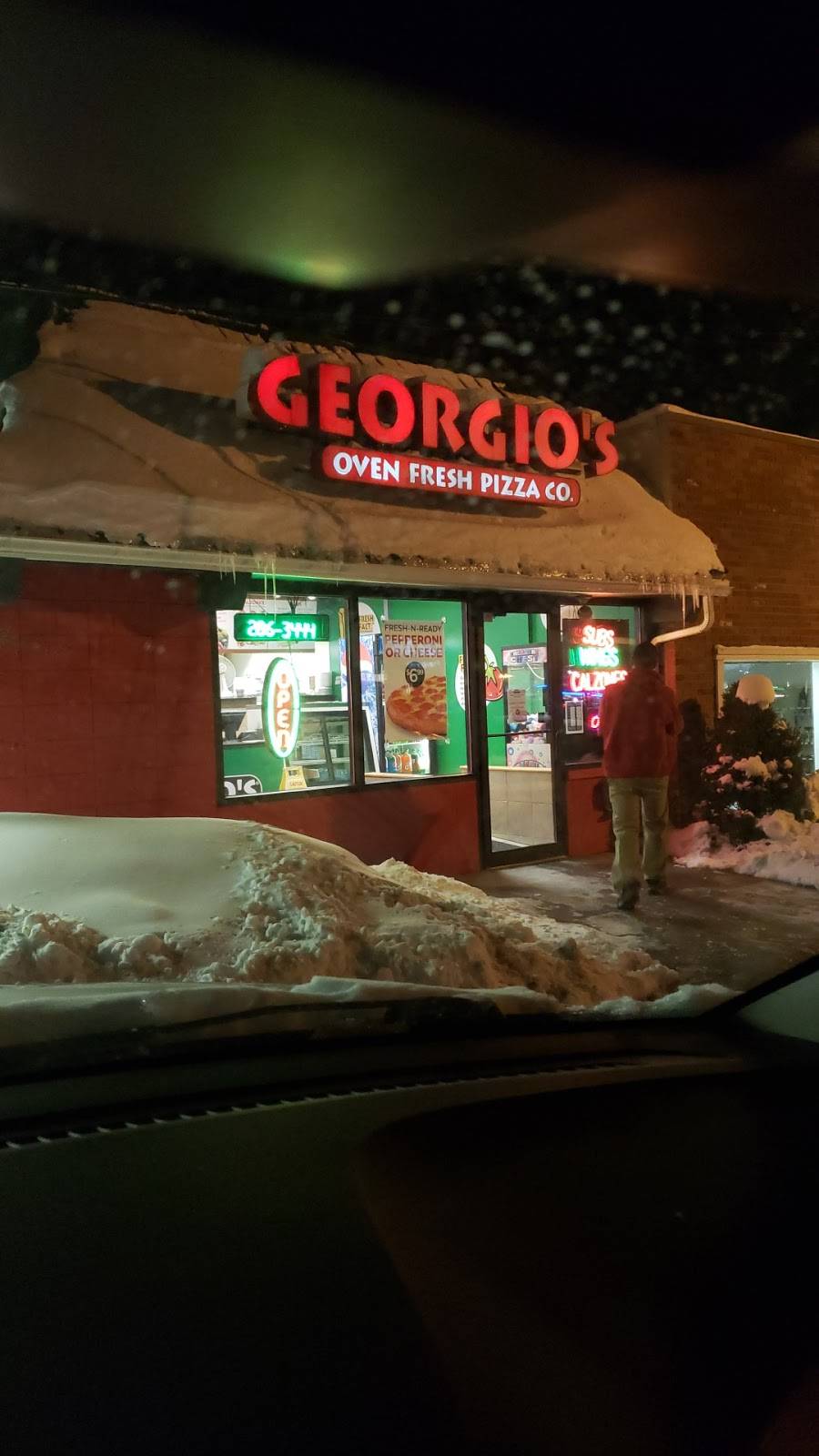 Georgios Oven Fresh Pizza Co | restaurant | 518 Water St, Chardon, OH 44024, USA | 4402863444 OR +1 440-286-3444