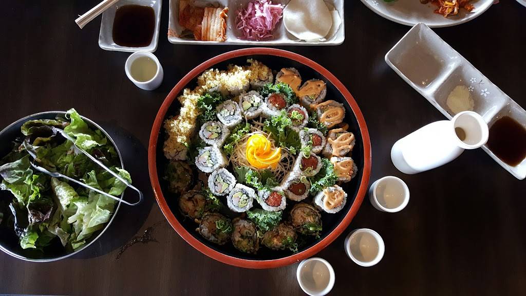 Izziban Sushi & BBQ | restaurant | 5310 E Colonial Dr, Orlando, FL 32807, USA | 4072708811 OR +1 407-270-8811