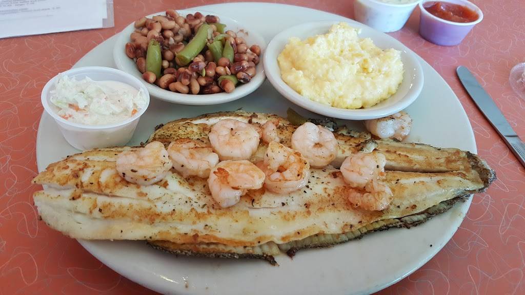 Coliseum Country Cafe | restaurant | 1904 Coliseum Blvd, Greensboro, NC 27403, USA | 3362991809 OR +1 336-299-1809