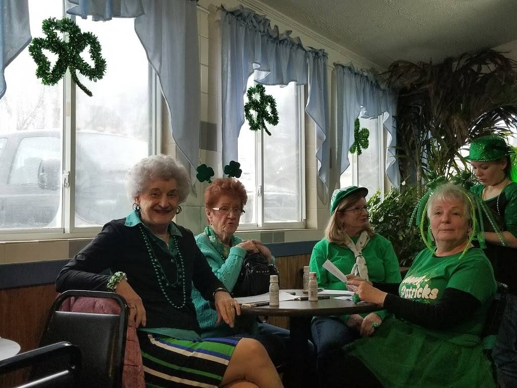 Islander Inn | restaurant | 9008 Cuckold Point Rd, Baltimore, MD 21219, USA | 4103880713 OR +1 410-388-0713