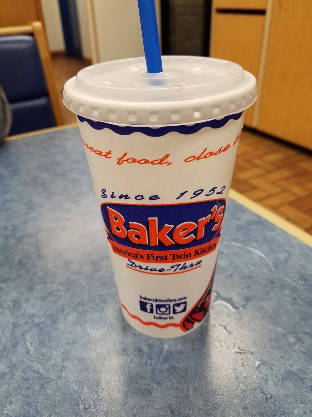 Bakers Drive-Thru | restaurant | 12009 Foothill Blvd, Rancho Cucamonga, CA 91730, USA | 9098845233 OR +1 909-884-5233