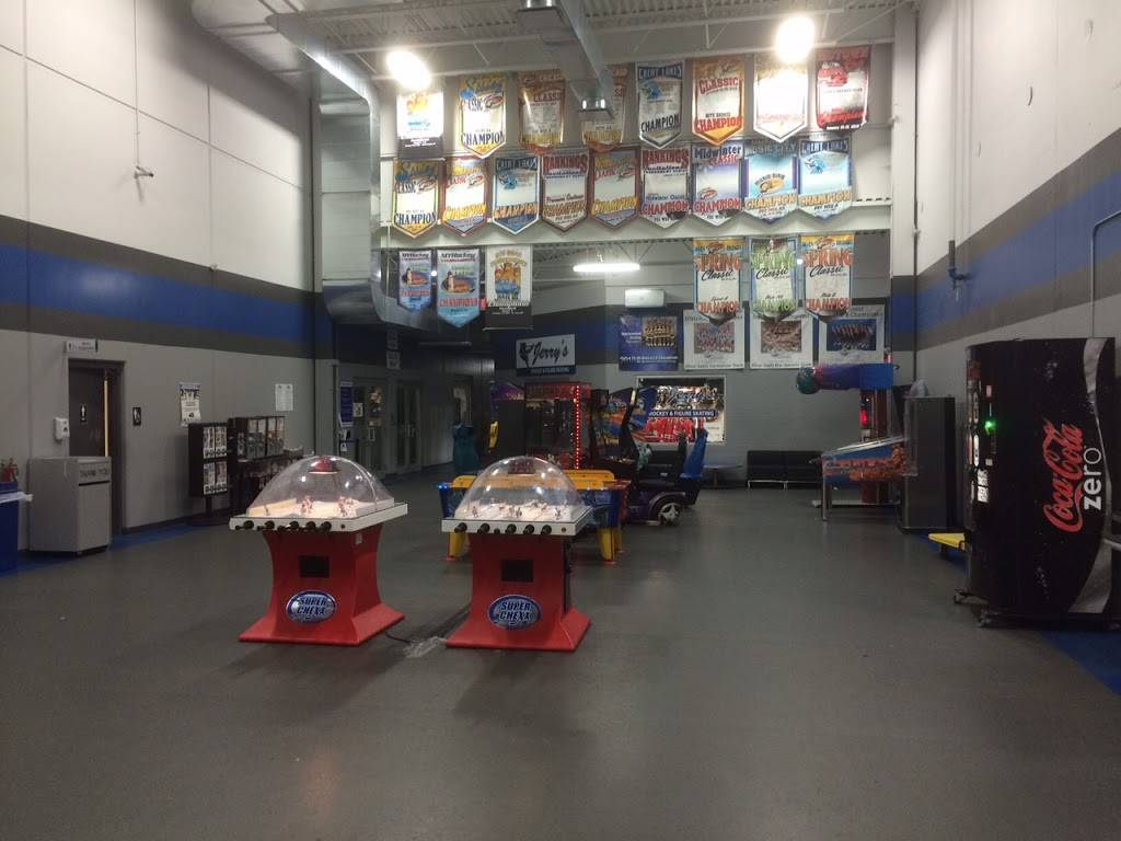 Leafs Ice Centre | restaurant | 801 Wesemann Dr, West Dundee, IL 60118, USA | 8478448700 OR +1 847-844-8700