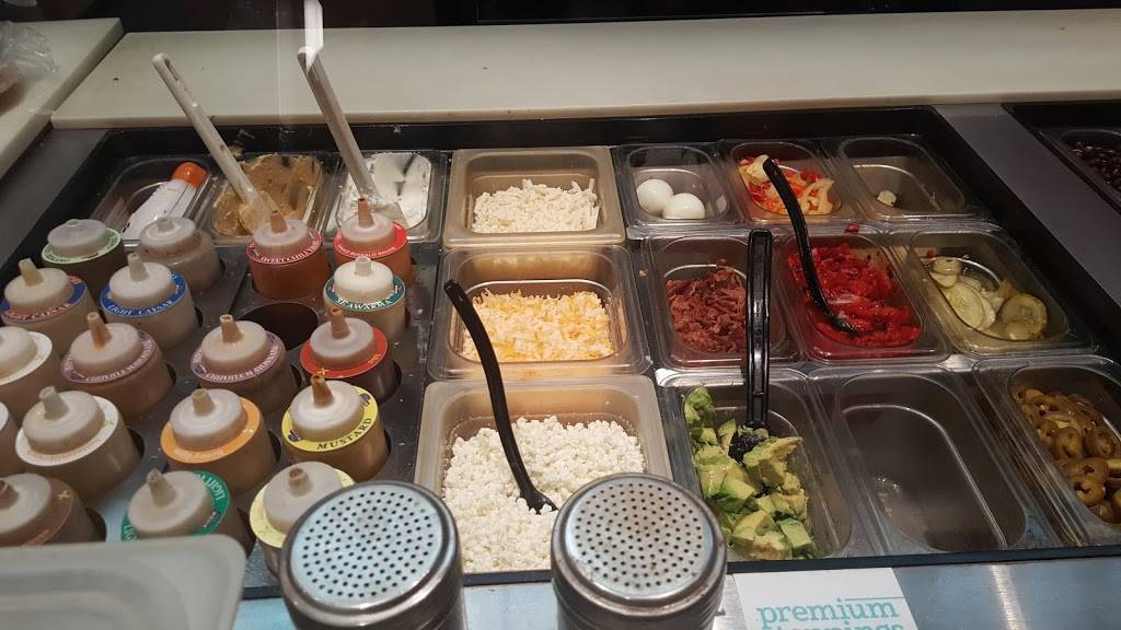 Extreme Pita | restaurant | 1 Paisley Ct, Whitby, ON L1N 9L2, Canada | 9054309900 OR +1 905-430-9900