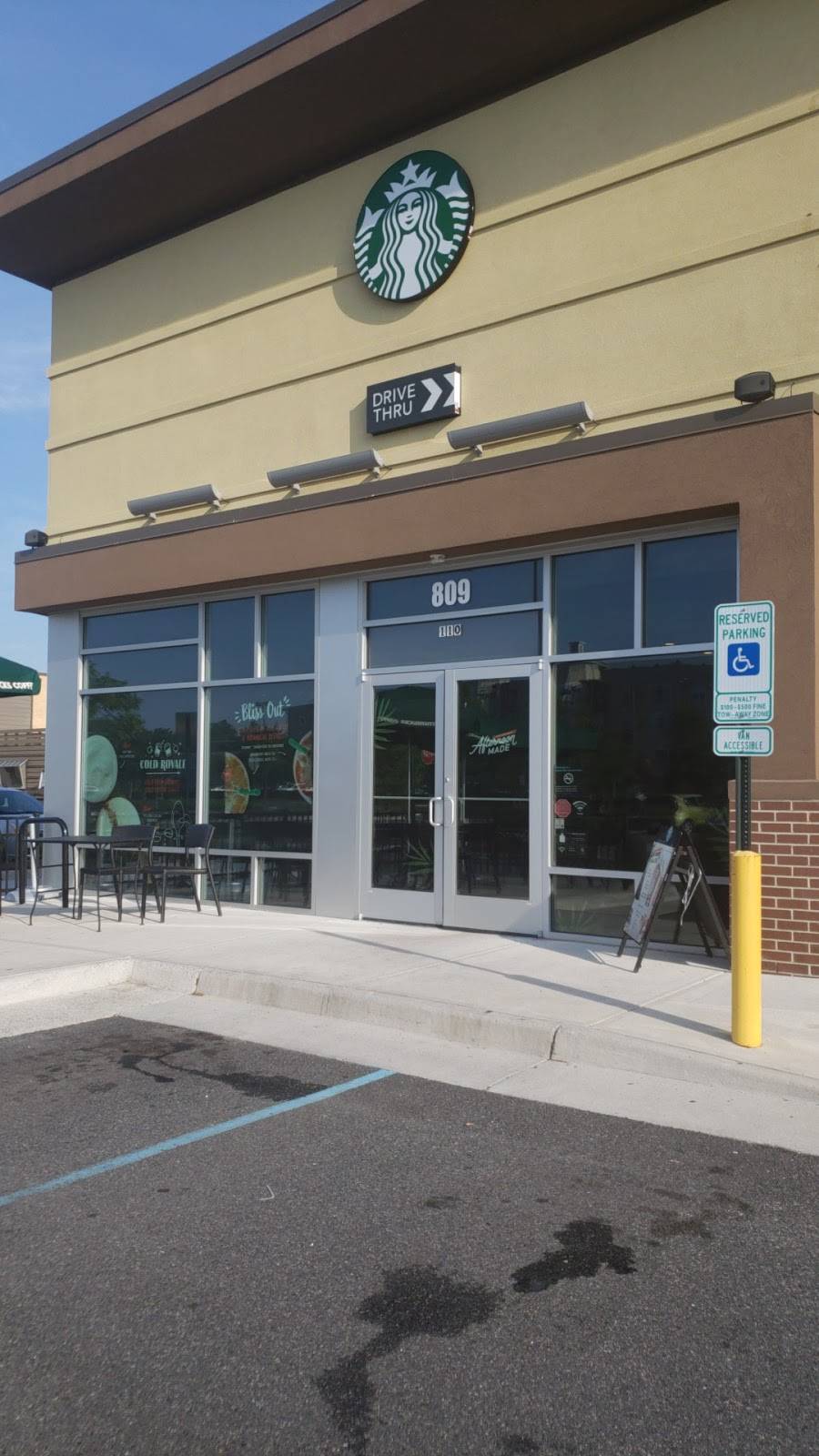 Starbucks | cafe | 809 Eden Way N #110, Chesapeake, VA 23320, USA | 8007827282 OR +1 800-782-7282