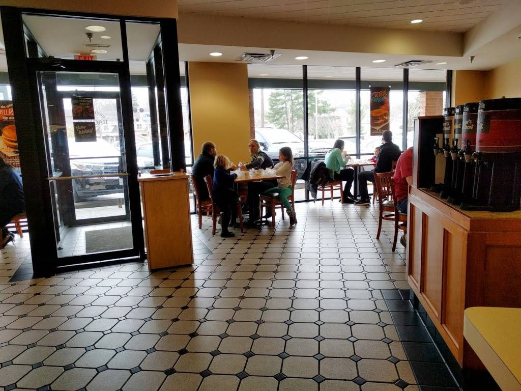 Brueggers Bagels | bakery | 7005 Miami Ave, Cincinnati, OH 45243, USA | 5132721101 OR +1 513-272-1101