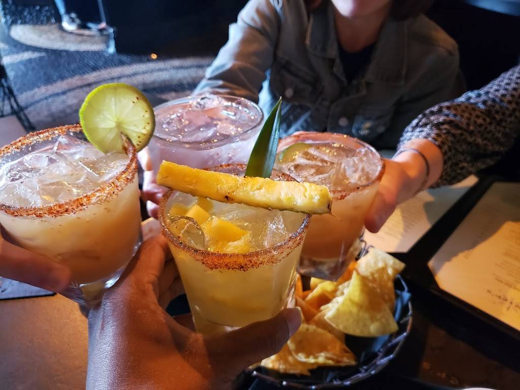 Napizza - UTC Westfield Mall | restaurant | Westfield UTC, 4301 La Jolla Village Dr Suite 2033, San Diego, CA 92122, USA | 8582307533 OR +1 858-230-7533