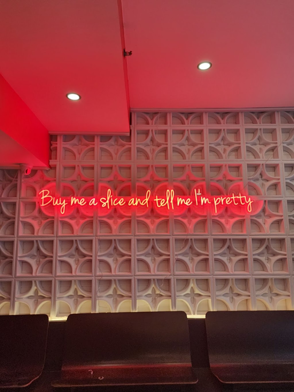 Nicks Pizza South Beach | restaurant | on 1st between Washington & Collins, 100 Collins Ave, Miami Beach, FL 33139, USA | 7868642160 OR +1 786-864-2160