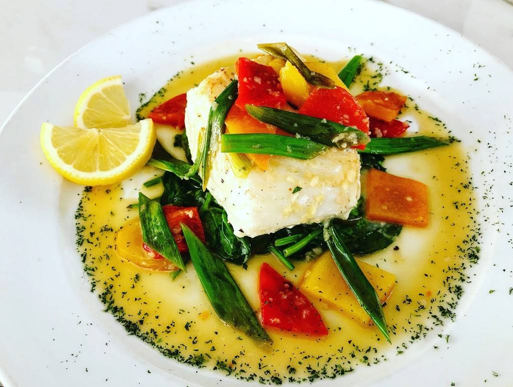 Outriggers | restaurant | 555 Broad St, Stratford, CT 06615, USA | 2033778815 OR +1 203-377-8815