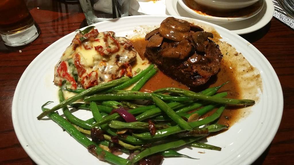 Carrabbas Italian Grill | restaurant | 16431 Governor Bridge Rd, Bowie, MD 20716, USA | 3018090500 OR +1 301-809-0500