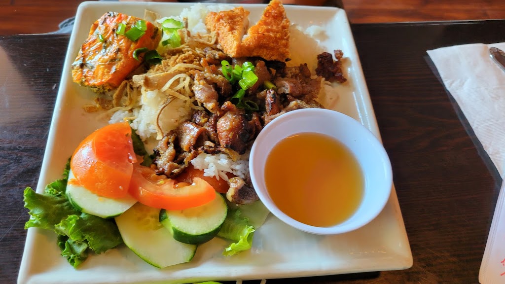 Miss Saigon Downtown | restaurant | 47 N 6th Ave, Tucson, AZ 85701, USA | 5208844778 OR +1 520-884-4778