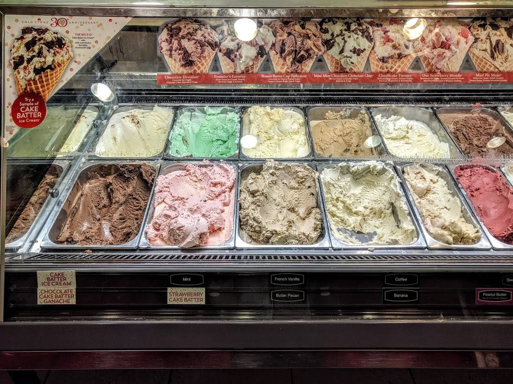 Cold Stone Creamery | bakery | 2101 S Oneida St Ste 300, Green Bay, WI 54304, USA | 9204299992 OR +1 920-429-9992