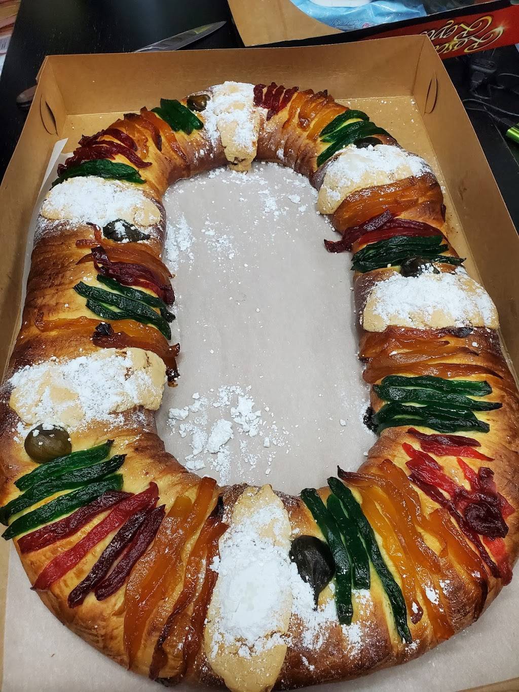 Panadería y restaurante Chapines | restaurant | 1520 W 7th St, Los Angeles, CA 90017, USA | 2134830656 OR +1 213-483-0656