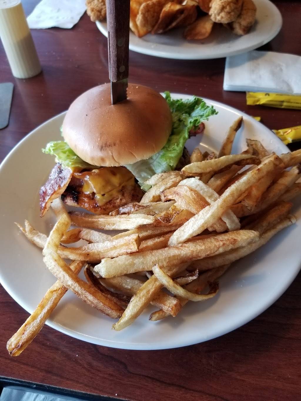 Happy Moose Bar and Grill | restaurant | 7693 Reynolds Rd, Mentor, OH 44060, USA | 4409539464 OR +1 440-953-9464