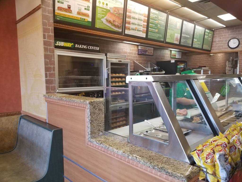 Subway | restaurant | 1954 E Osceola Pkwy, Kissimmee, FL 34743, USA | 4073485557 OR +1 407-348-5557