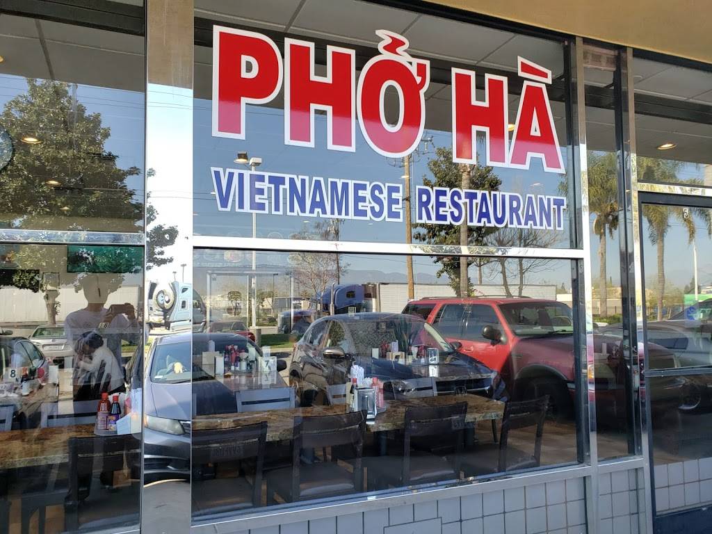 Pho Ha Vietnamese Restaurant | restaurant | 385 E Mill St, San Bernardino, CA 92408, USA | 9093833138 OR +1 909-383-3138