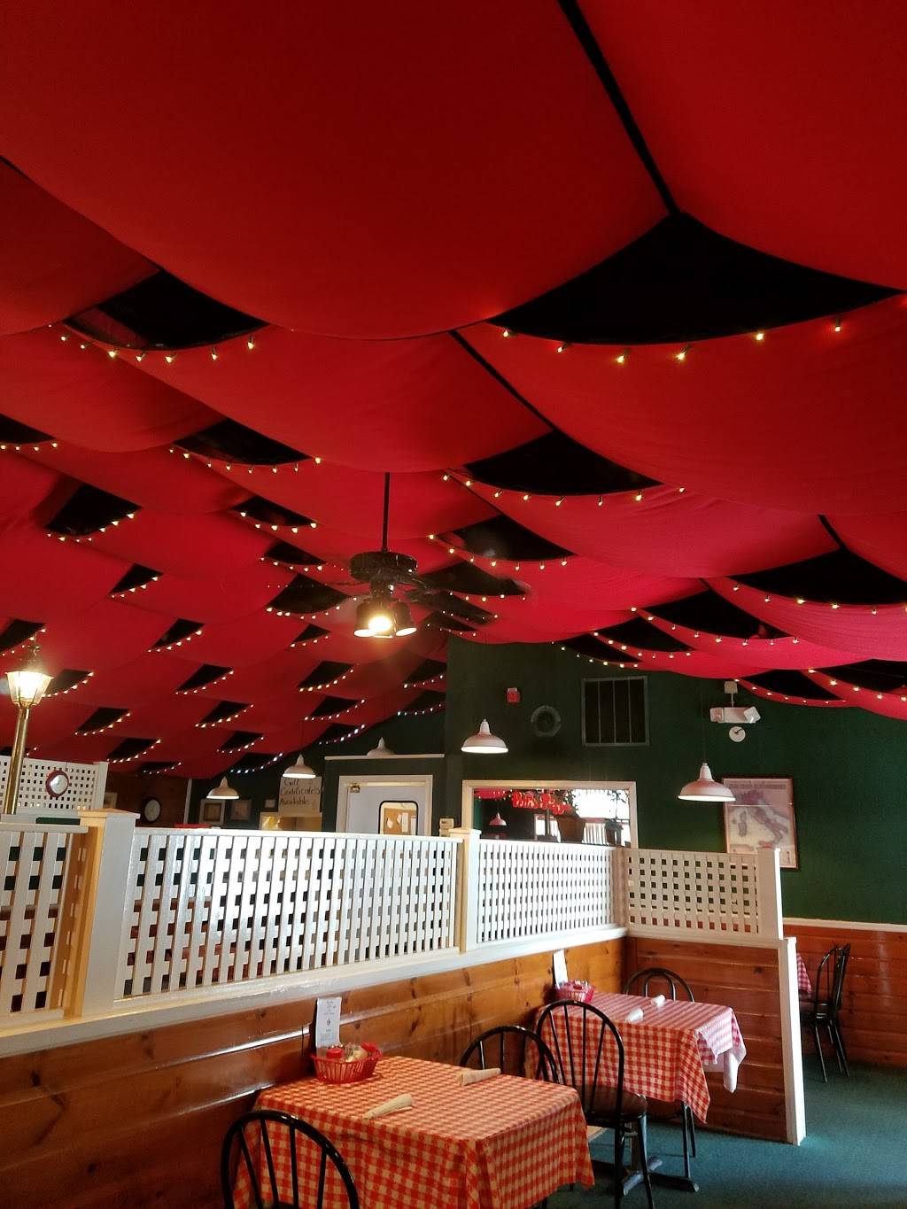 Pettis | restaurant | 29303 Euclid Ave, Wickliffe, OH 44092, USA | 4409441028 OR +1 440-944-1028