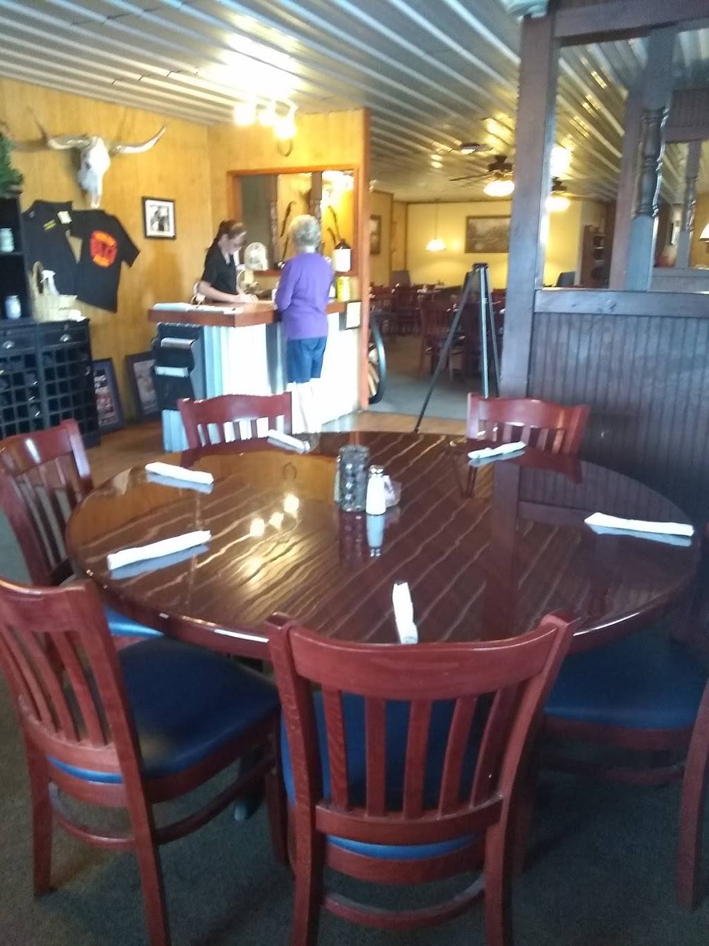 The Beef and Barrel Restaurant & Lounge | night club | 1112 West Ave, Crossville, TN 38555, USA | 9314569211 OR +1 931-456-9211