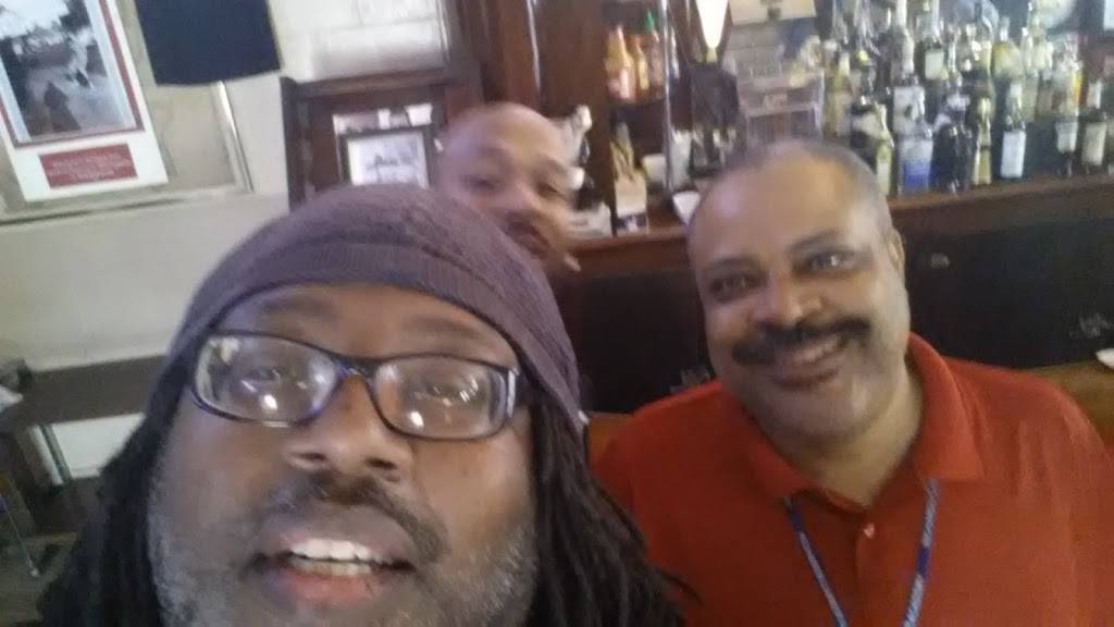 Stanleys | restaurant | 4258 S Ashland Ave, Chicago, IL 60609, USA | 7739270033 OR +1 773-927-0033