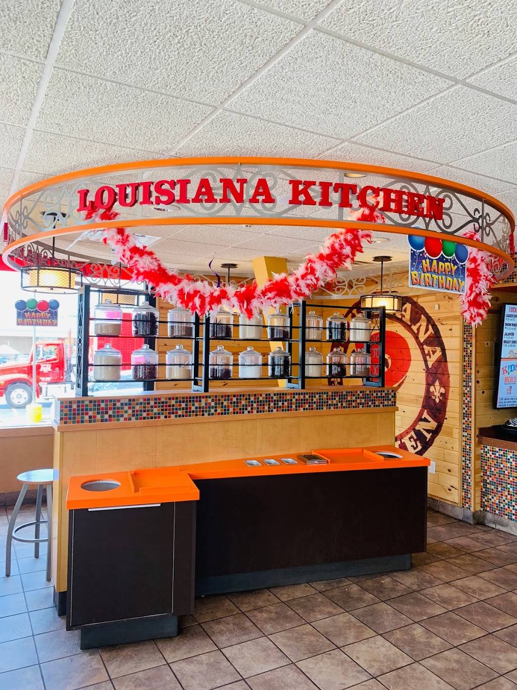 Popeyes Louisiana Kitchen | restaurant | 461 S 69th St, Upper Darby, PA 19082, USA | 4844693518 OR +1 484-469-3518