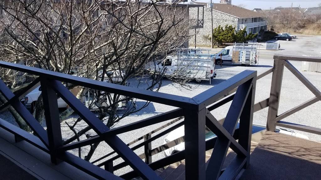 Last Hope Lagoon | restaurant | 126 S Emerson Ave # 1, Montauk, NY 11954, USA | 6316681511 OR +1 631-668-1511