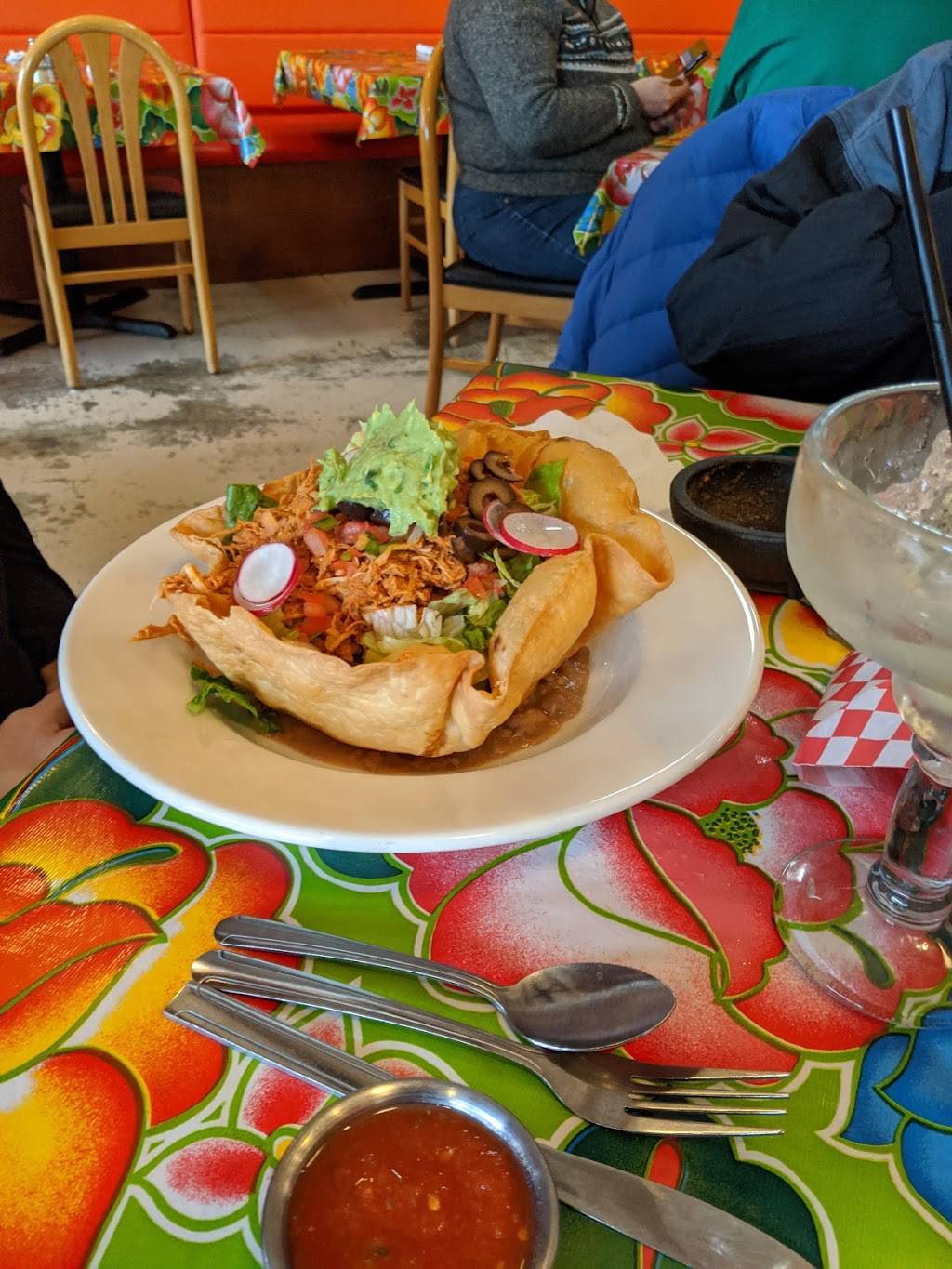 Maximos Cantina | Omaha Mexican Restaurant | restaurant | 2613 N Main St, Elkhorn, NE 68022, USA | 4022894062 OR +1 402-289-4062